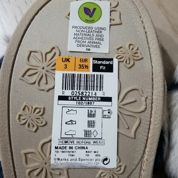 NWT! M&S Collection Slippers - Picture 8 of 10